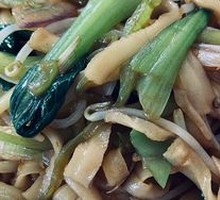 Bell Pepper and Pork Noodles