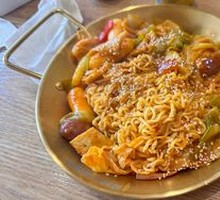 Fish Cake Ramen with Rice Cakes