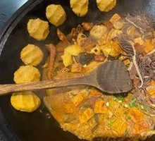 Tendon and Brain Hot Pot