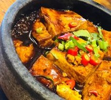 Dai-style Stone Pot Stewed Tofu