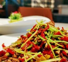 Stir-Fried Beef with Yellow Onion