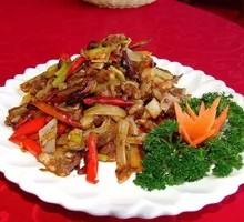 Stir-fried Meat with Onions over Rice