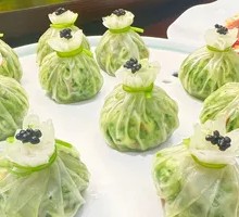 Fresh Shrimp Pomegranate Dumplings
