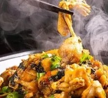 Sichuan-style Frog with Perilla in Hot Pot