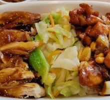 Chicken Cubes with Fried Chicken Rice