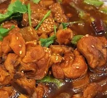 Spicy Braised Chicken in Dry Pot