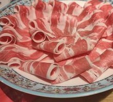Goat Meat with Sand Onion