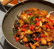 Sichuan-style Frog with Perilla in Hot Pot