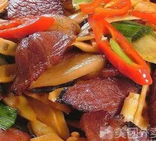 Smoked Bamboo Shoots with Preserved Pork Rice