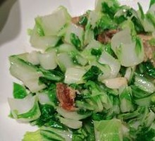 Fried Pork Crumbs with Napa Cabbage