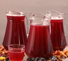 Hibiscus Plum Drink