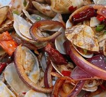 Spicy Stir-Fried Clams