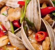 Spicy Stir-Fried Clams