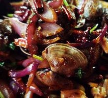 Spicy Stir-Fried Clams