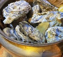 Pressure-Pot Large Oysters