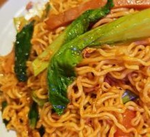 Stir-Fried Instant Noodles