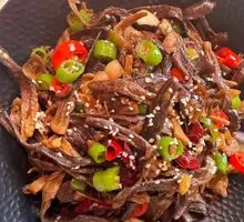 Spicy Dry Pot Enoki Mushrooms