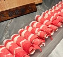 One-Meter Beef Rolls