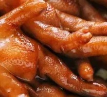 Spiced Braised Chicken Feet