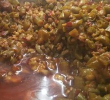 Minced Pork with Sour Cowpeas Noodles