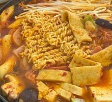Military-style Hot Pot