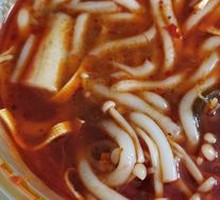 Three Meat, Eight Vegetables Rice Noodles