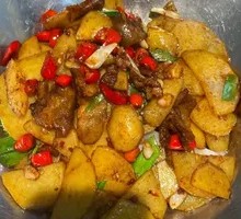 Spicy Potatoes in Dry Pot