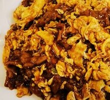 Sour Stir-Fried Egg with Wood Ear Mushrooms