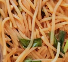 Sour Stir-Fried Potato Shreds