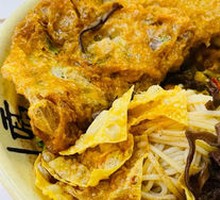 Fried Egg Snail Noodles