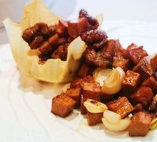 Stir-fried Beef Cubes with King Oyster Mushrooms