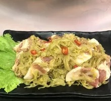 Sour Cabbage with Pork Belly