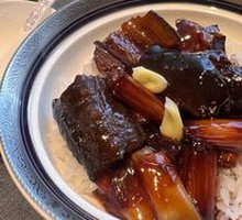 Braised Sea Cucumber with Green Onion