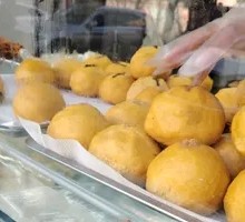 Pickled Radish and Minced Meat Dumplings