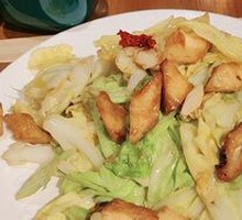 Stir-fried BaoBao Cabbage with Naan
