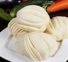 Flower-shaped steamed bun