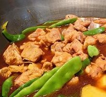 Stewed Pork Ribs in Iron Pot