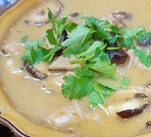 Chicken Stewed with Mushrooms