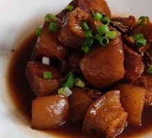 Braised Black Pork