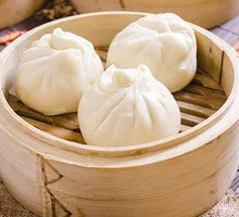 Fresh Pork and Scallion Dumplings