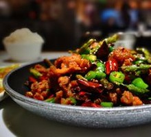 Secret-Recipe Iron Pot Chicken