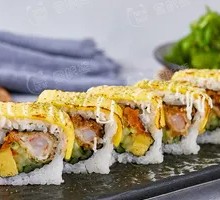 Cheesy Crispy Shrimp Rolls