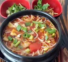 Hot Pot Rice Noodles