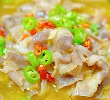 Golden Soup with Fresh Mushrooms and Beef