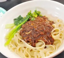 Zhajiangmian