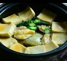 Braised Tofu in Clay Pot