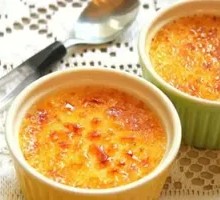 Freshly Baked Caramel Pudding