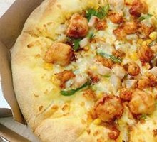 Spicy Crawfish & Tender Chicken Pizza
