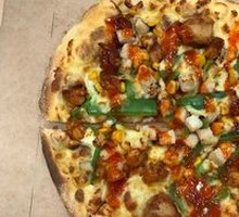 Spicy Crawfish & Tender Chicken Pizza