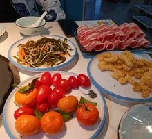 Self-Service Cold Dishes and Fruits